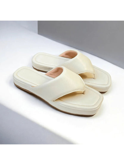 Chinelo Feminino De Dedo Asa Delta Flatform - Rasteirinha Chic