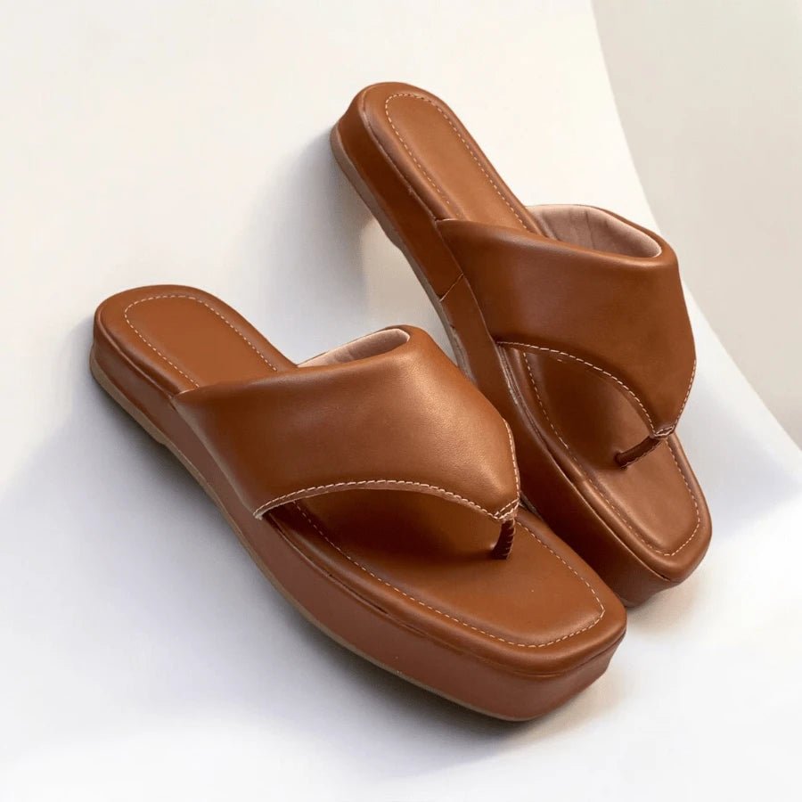 Chinelo Feminino De Dedo Asa Delta Flatform - Rasteirinha Chic