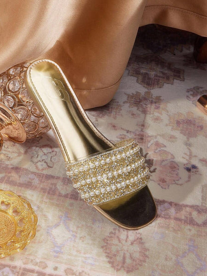 Rasteirinha Planas com Pérolas - Rasteirinha Chic